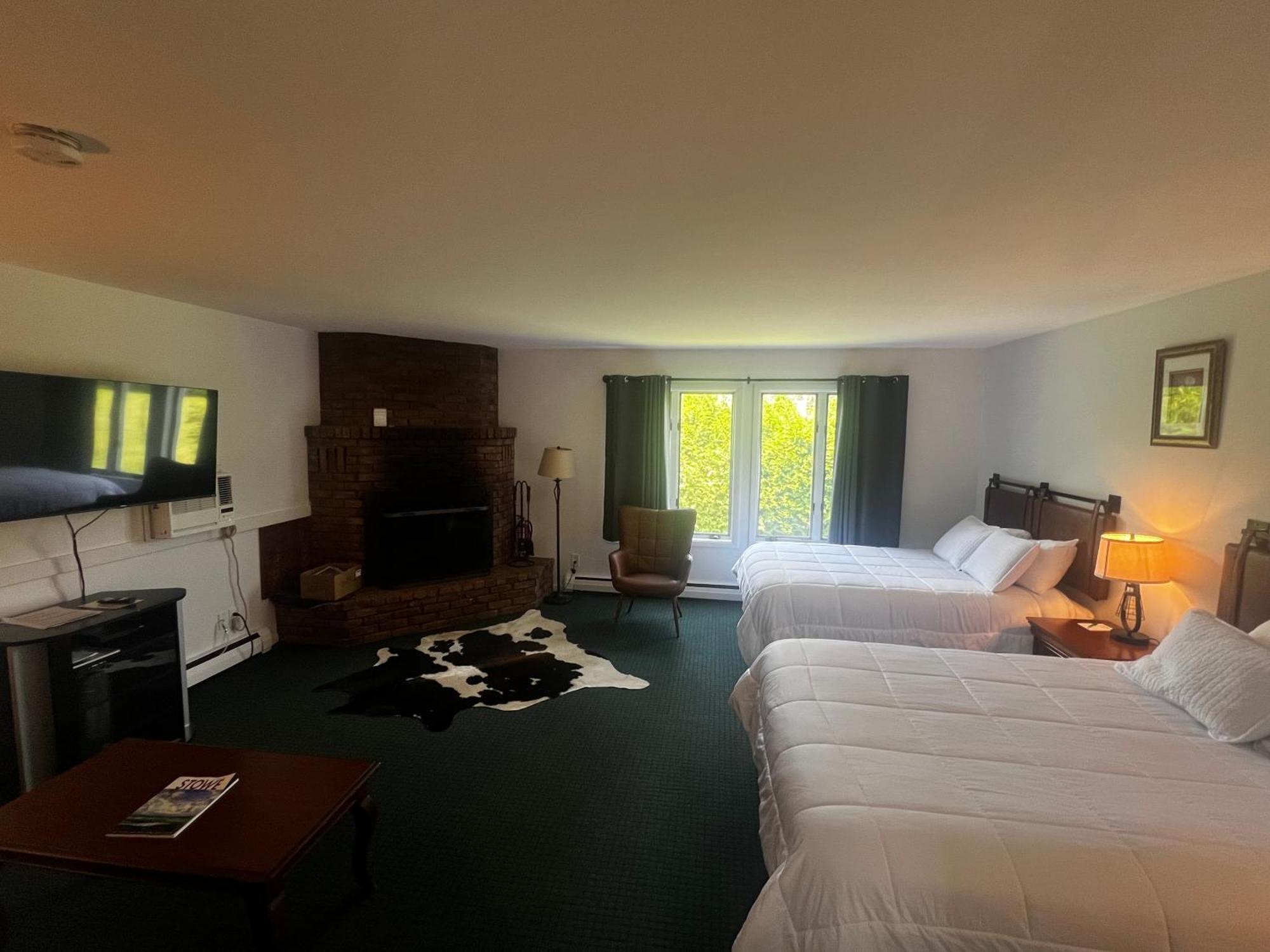 Stowe Motel & Snowdrift ภายนอก รูปภาพ