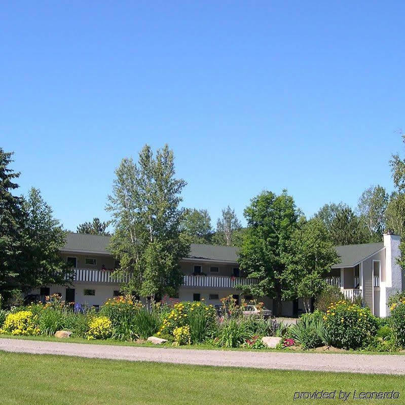 Stowe Motel & Snowdrift ภายนอก รูปภาพ